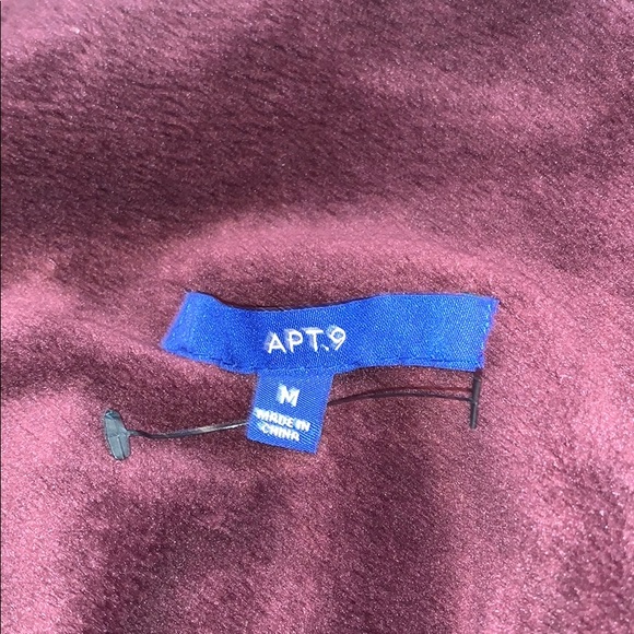 💕Sweater💕 - Picture 6 of 6